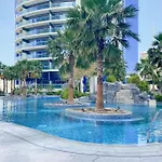 A Living Modern 1Br Apartment In Paramount Tower -2203D