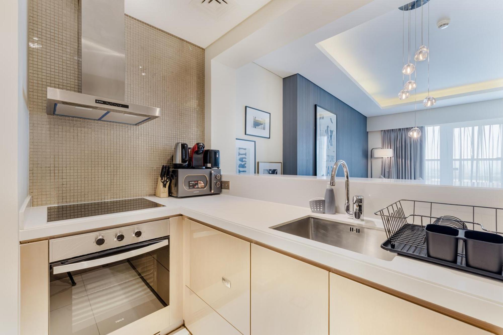 A Living Modern 1br In Paramount Tower -2203d Apartment *
